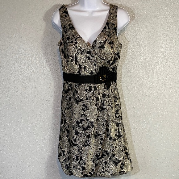 VNTG Y2K BCBG Black and Cream Silky Textured Paisley Mini Bubble Dress - Picture 2 of 8